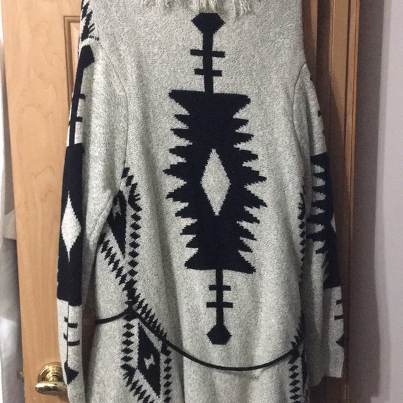 NWT Signature Studio Cardigan - Picture 5 of 5